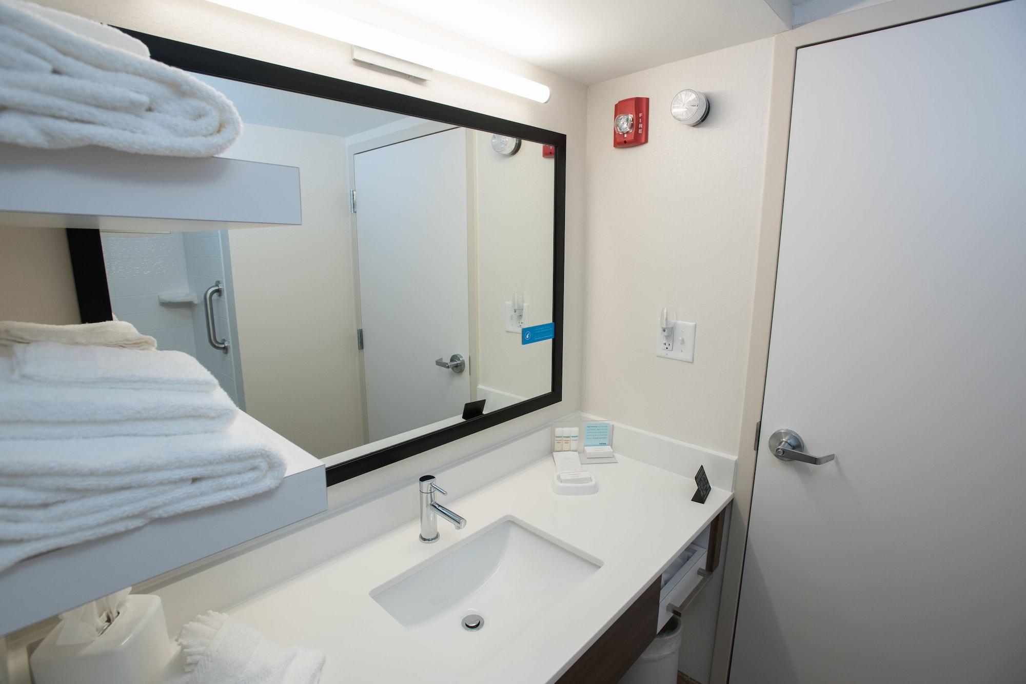 Hampton Inn Wooster Exterior foto